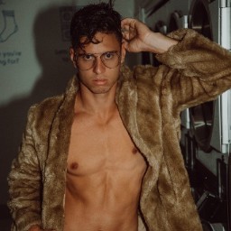 Simon Lee-Cowell (simonleecowell)