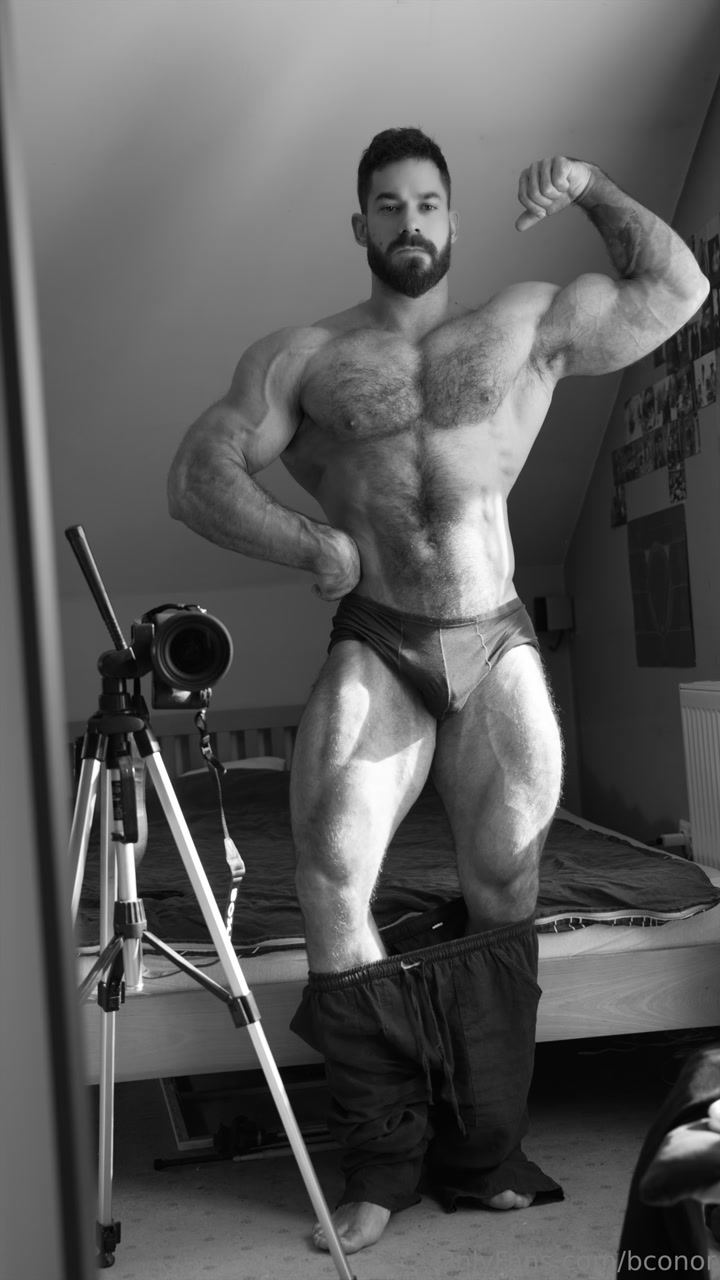 Flexing in my underwear